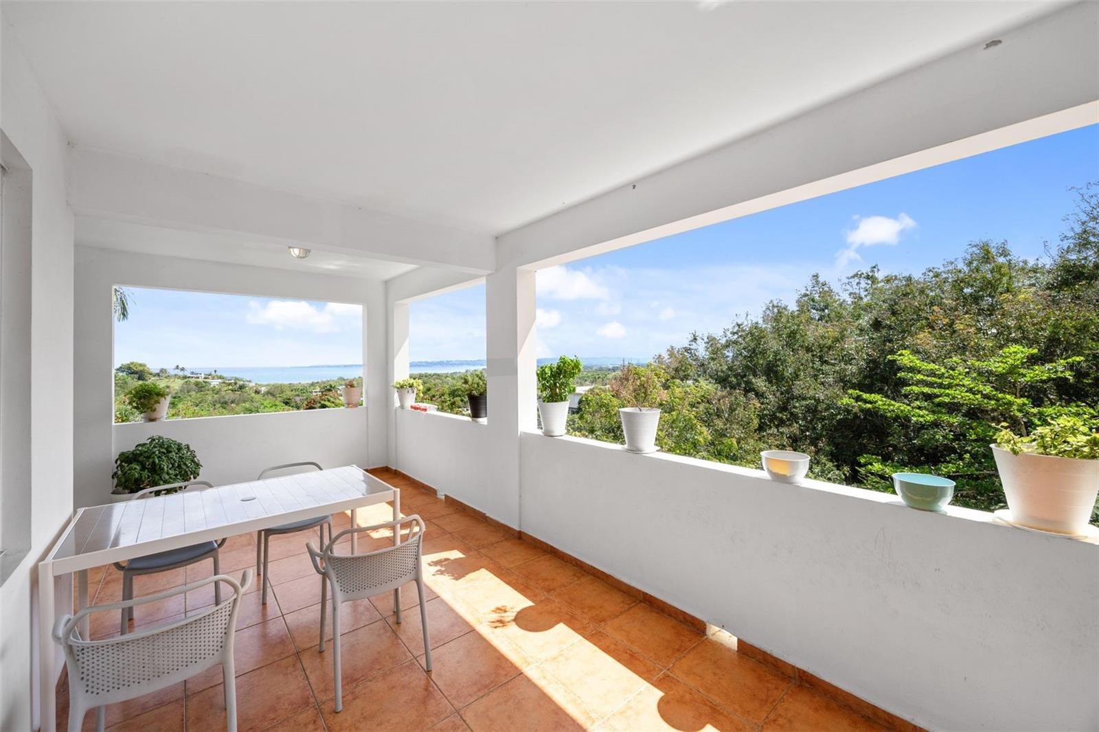 En Venta 3rd Floor PUNTA LIBERTAD CONDOMINIO #3, RINCON, PR 00677