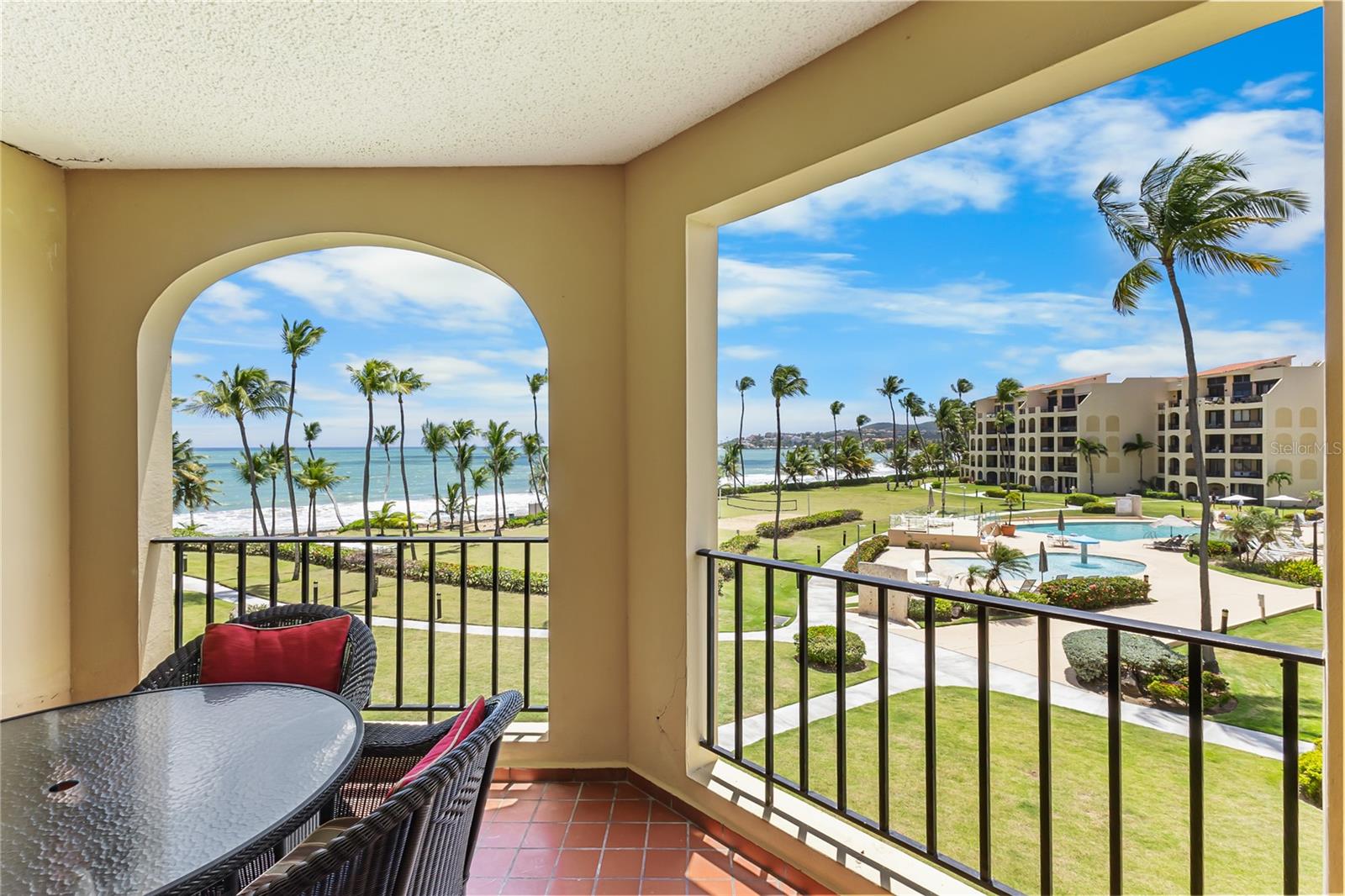 Foto de propiedad en 190 CANDELERO DR #228 HUMACAO con MLS# PR9120643