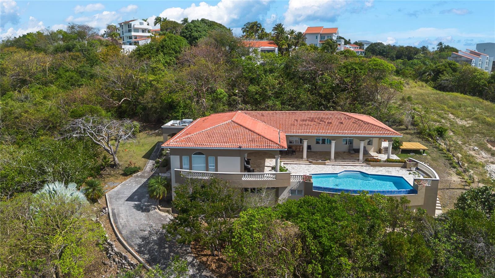 Foto de propiedad en 9 SHELL CASTLE HUMACAO con MLS# PR9120755