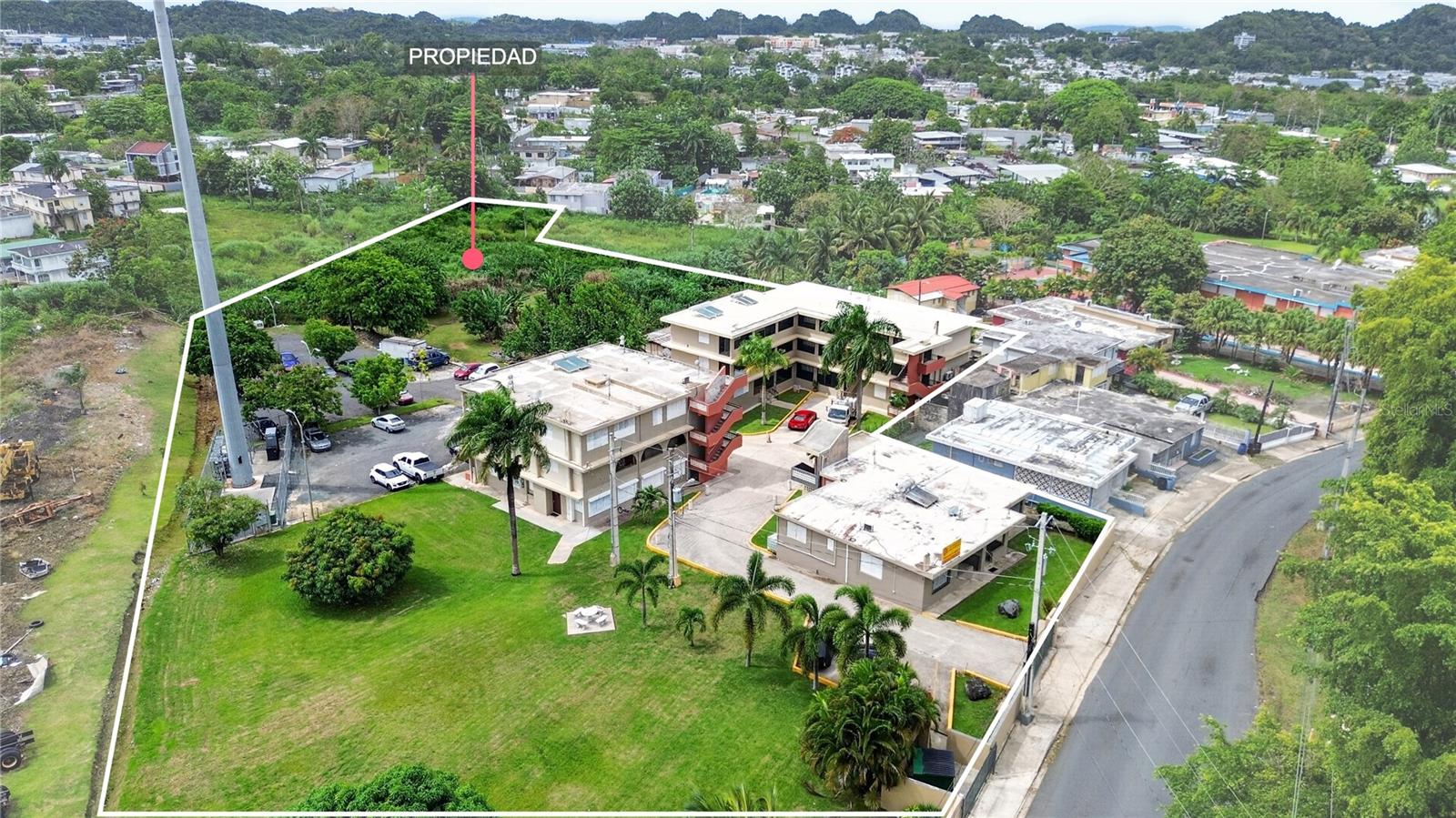 En Venta 120 BO HATO TEJAS, BAYAMON, PR 00959