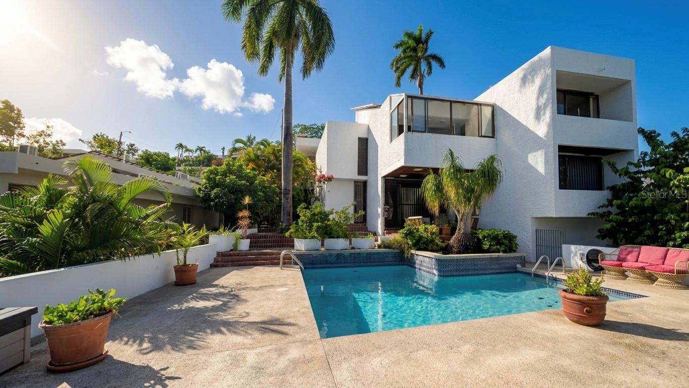Foto de propiedad en I 25 VILLA CAPARRA NOR GUAYNABO con MLS# PR9121951