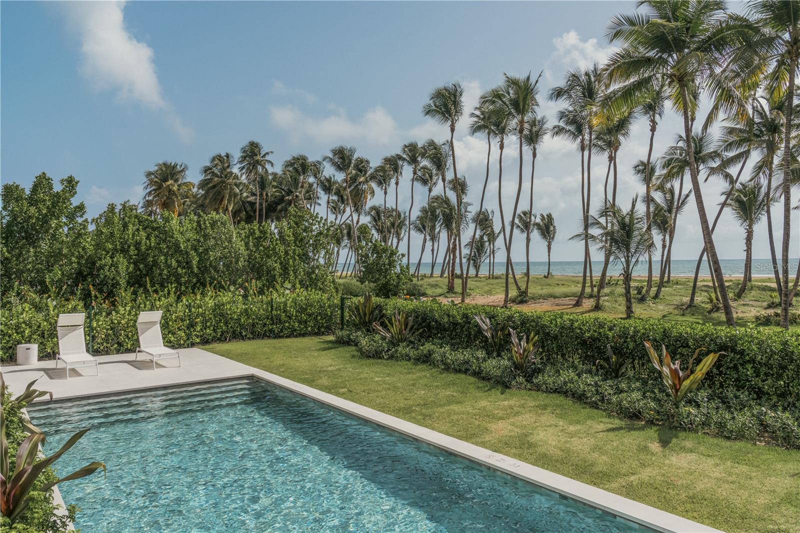 Foto de propiedad en Ocean Drive FOUR SEASONS PRIVATE RESIDENCES #6101 RIO GRANDE con MLS# PR9122364