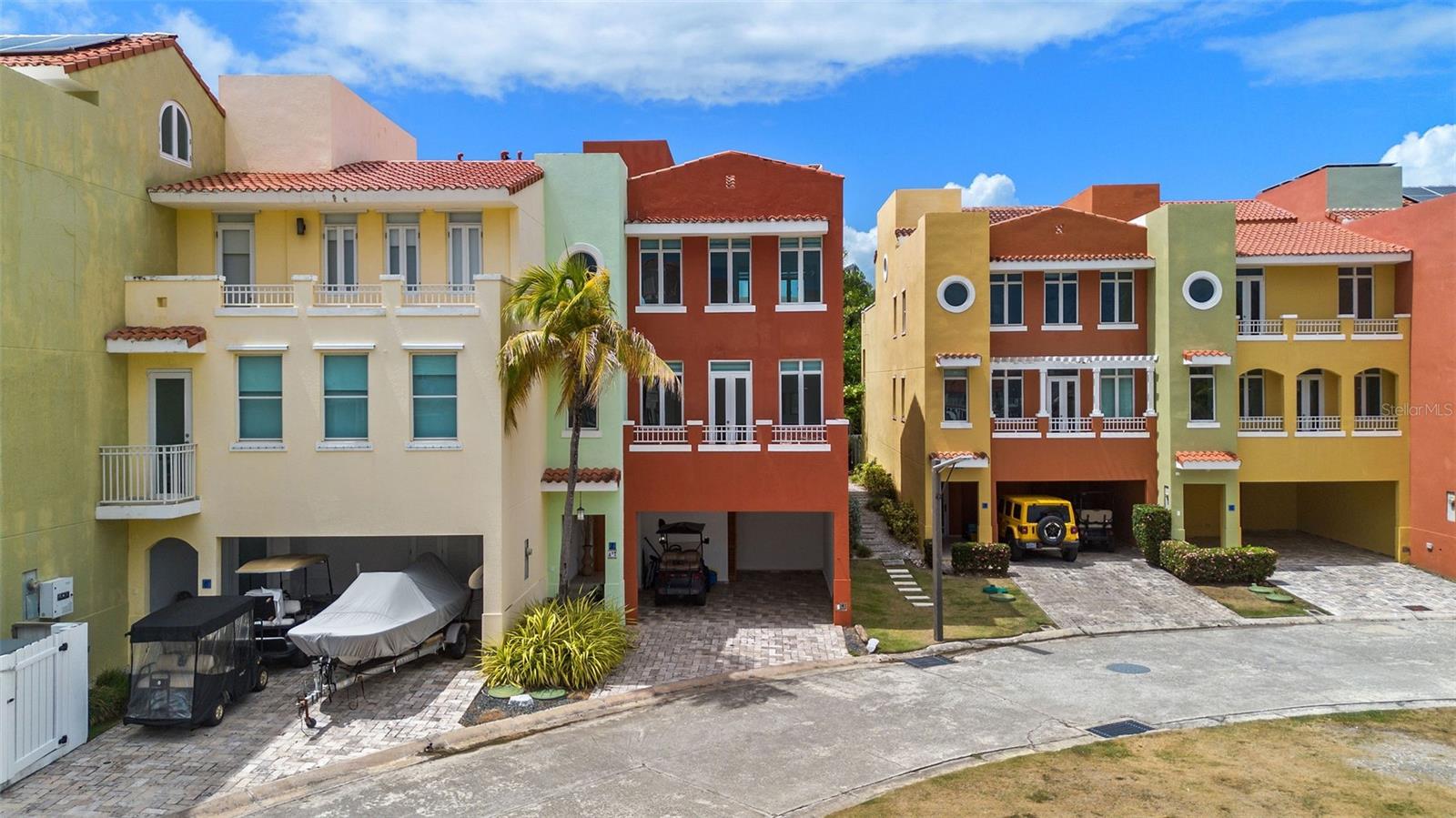 En Venta 300 HARBOUR DRIVE #A7, HUMACAO, PR 00791