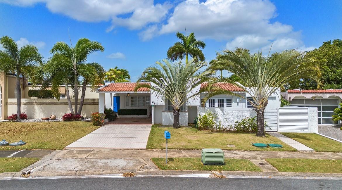 Foto de propiedad en Calle 2 DORADO DEL MAR G8 DORADO con MLS# PR9122756