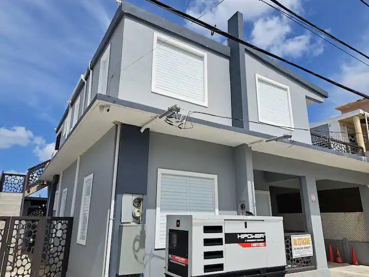 En Venta SAN MIGUEL LAS PALMAS / C CALLE LOIZA, SANTURCE, PR 00911