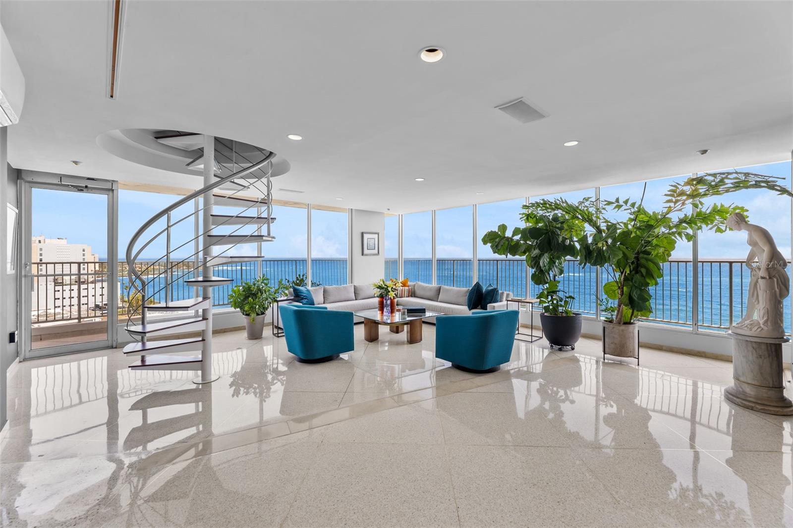 En Venta 1035 ASHFORD AVENUE #WEST PH-B, SAN JUAN, PR 00907