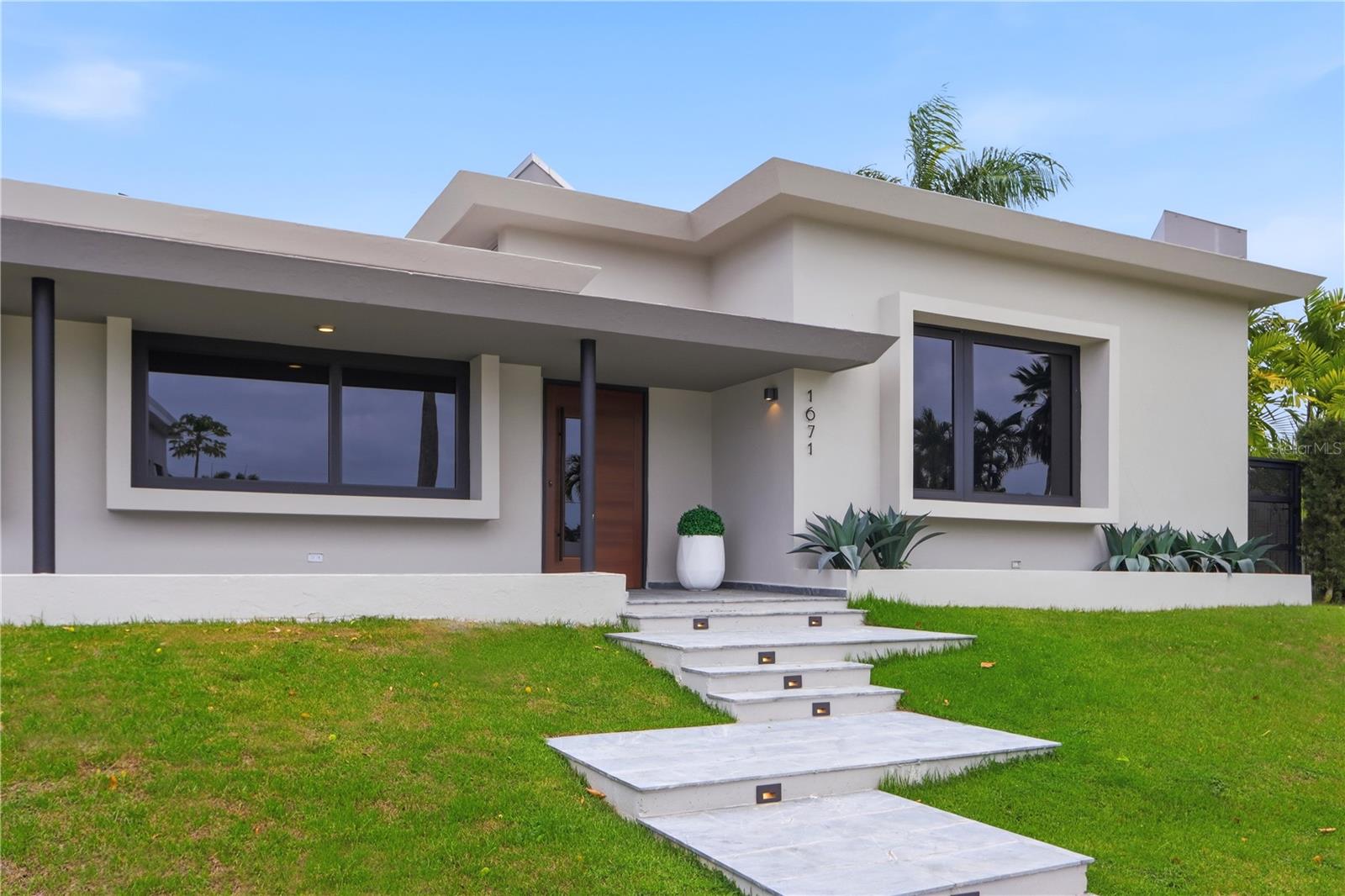 En Venta 1671 GERANIO, SAN JUAN, PR 00927