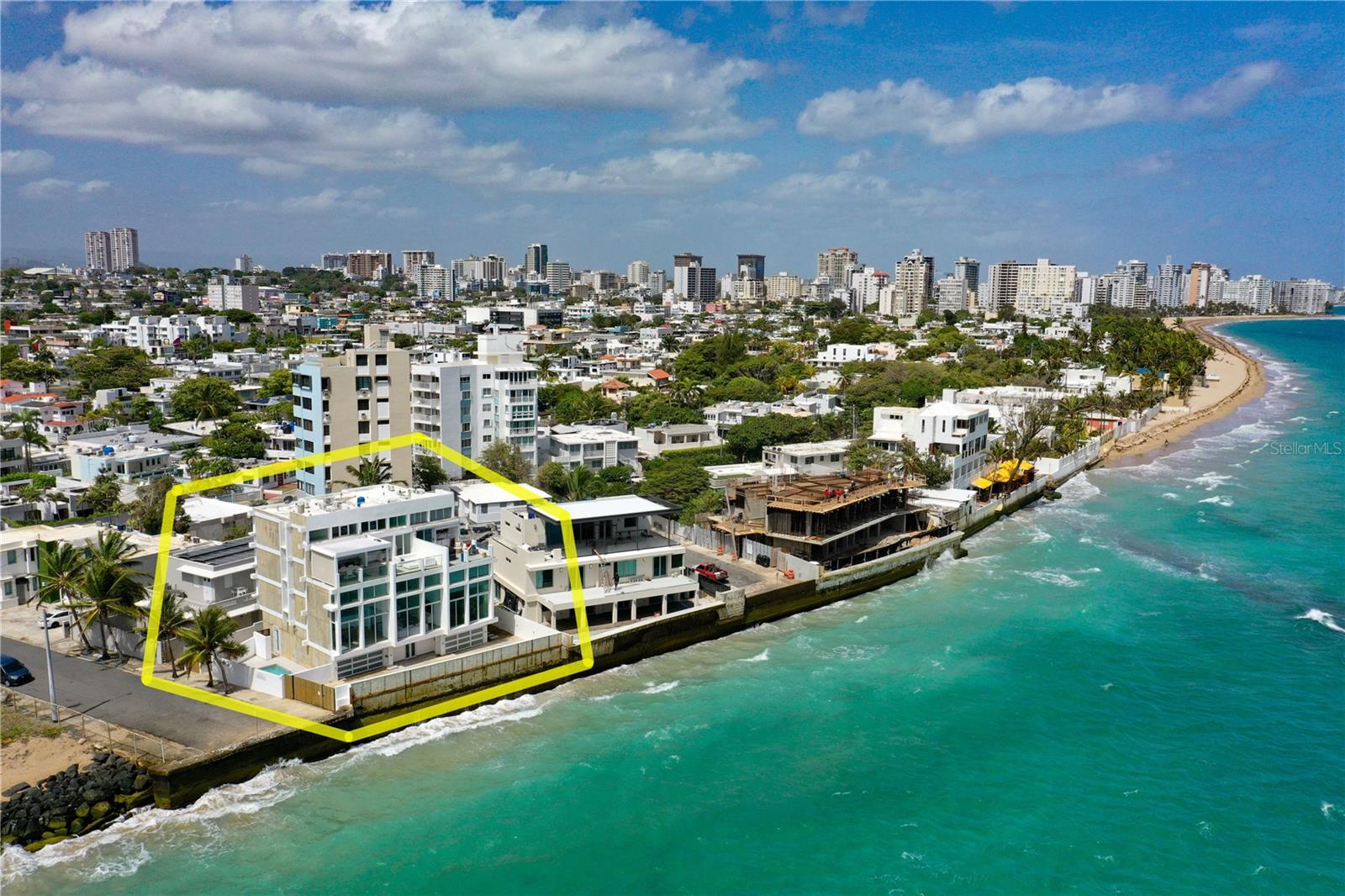 En Venta 2 RAMPLA DEL ALMIRANTE #A, SAN JUAN, PR 00907