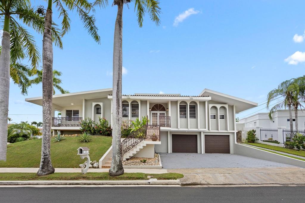 En Venta Torrimar Alto BAMBOO DRIVE #K 10, GUAYNABO, PR 00966