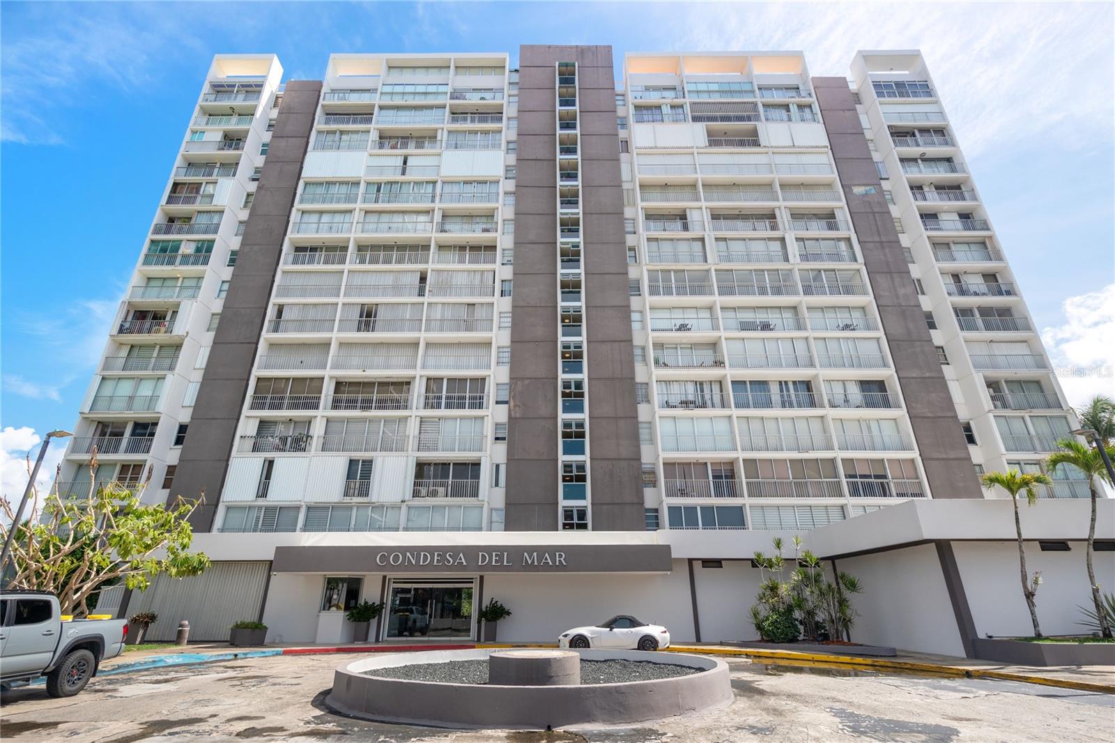En Venta PR187 AVE. ISLA VERDE #602, CAROLINA, PR 00979