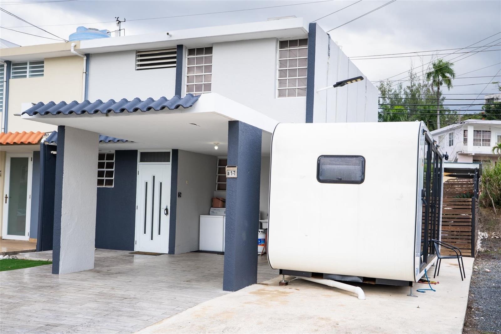 En Venta A1-7 URB. VISTA AZUL CALLE URAYAUN, RINCON, PR 00677