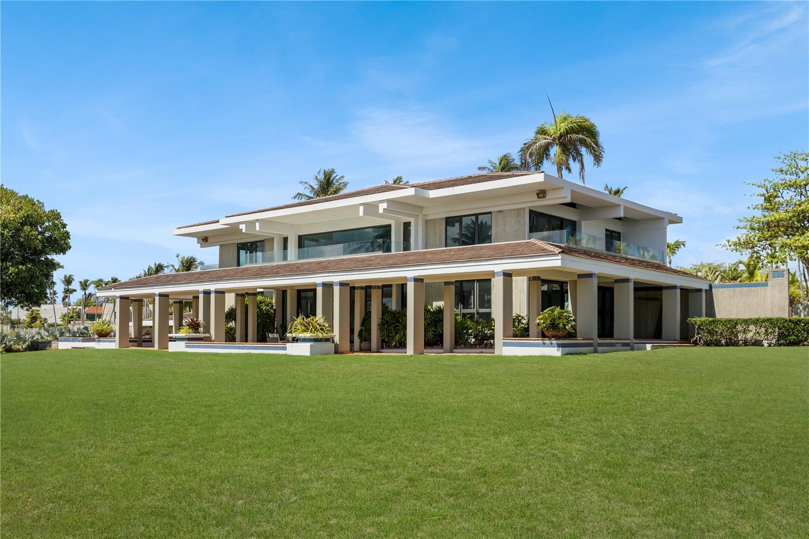 En Venta 800 THE REDONDA ESTATE, DORADO, PR 00646
