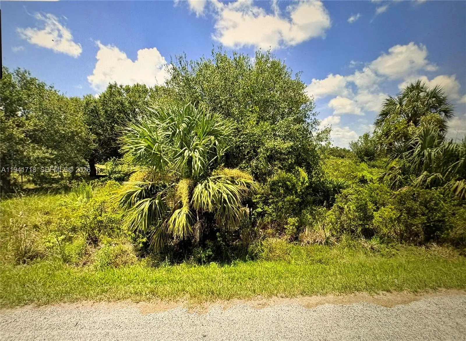 Foto de propiedad en  Punta Gorda con MLS# 