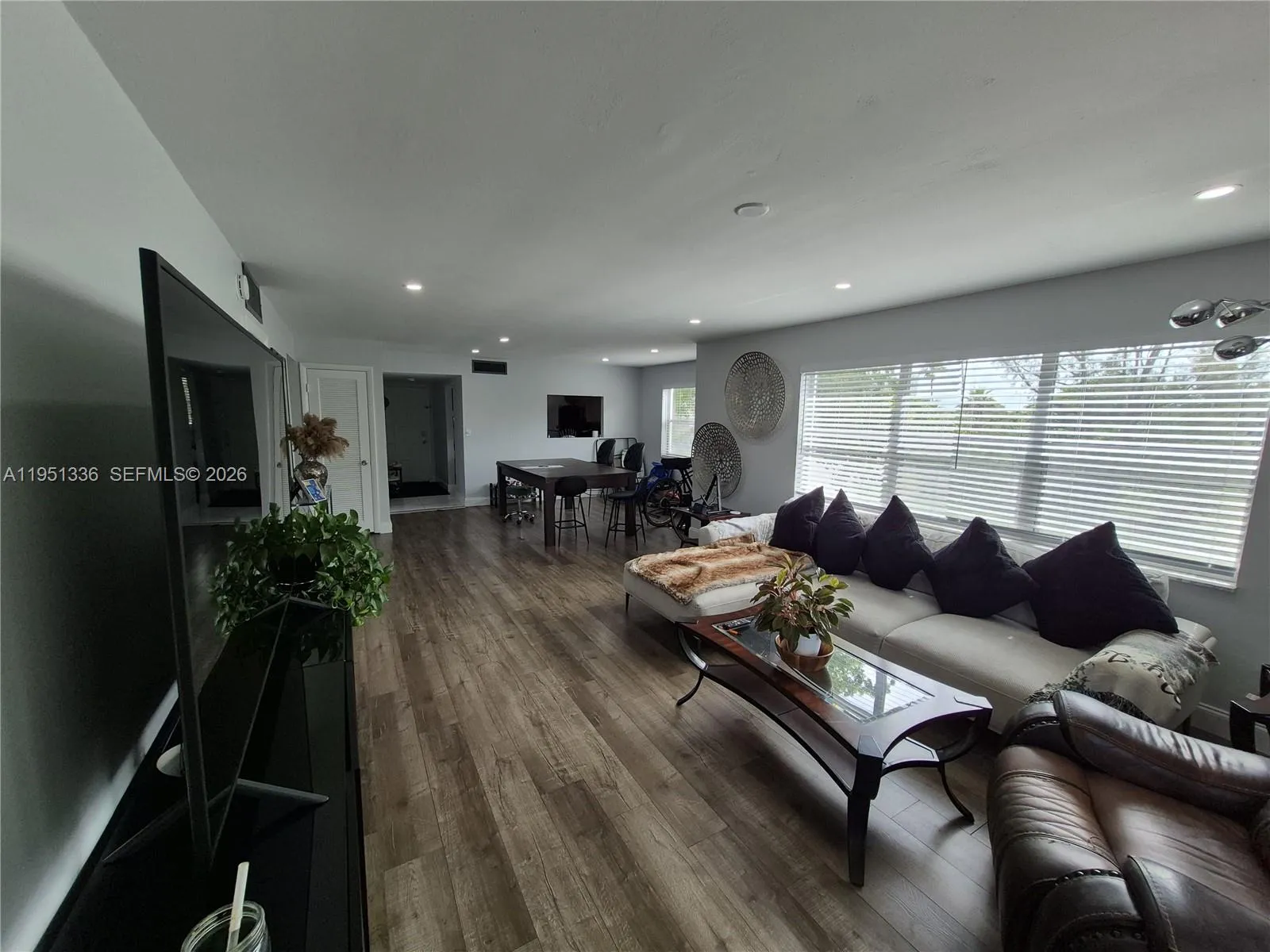 Foto de propiedad en  Lauderhill con MLS# 
