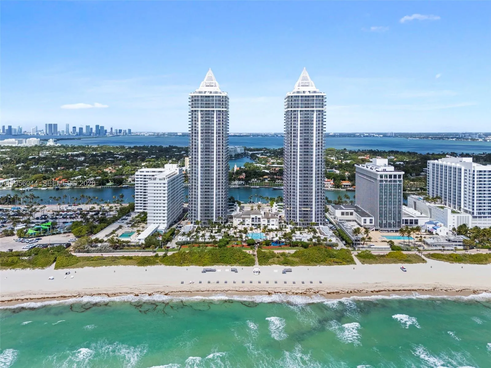 Foto de propiedad en  Miami Beach con MLS# 