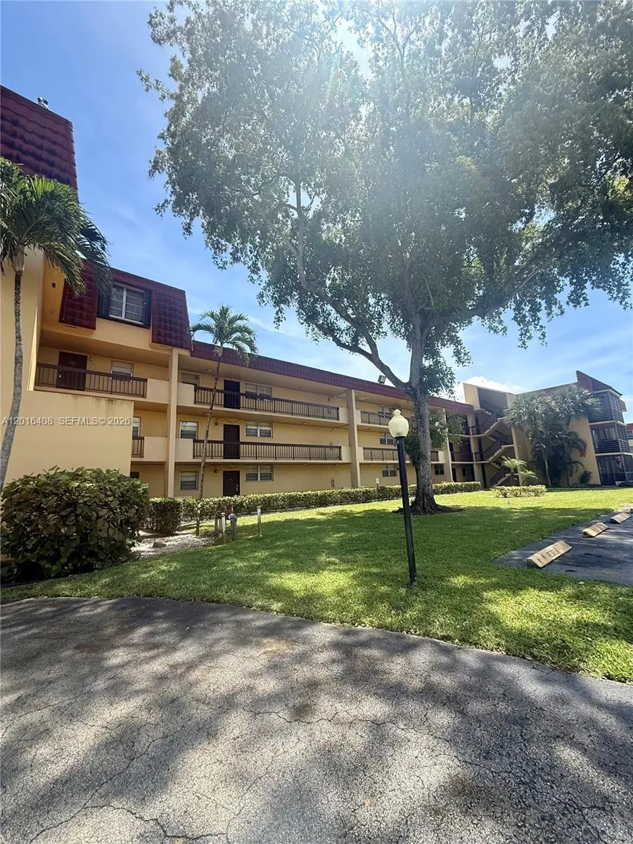 Foto de propiedad en  Miramar con MLS# 
