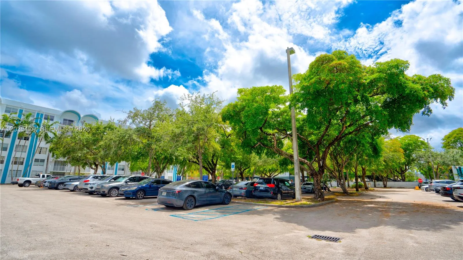Foto de propiedad en  Miami con MLS# 