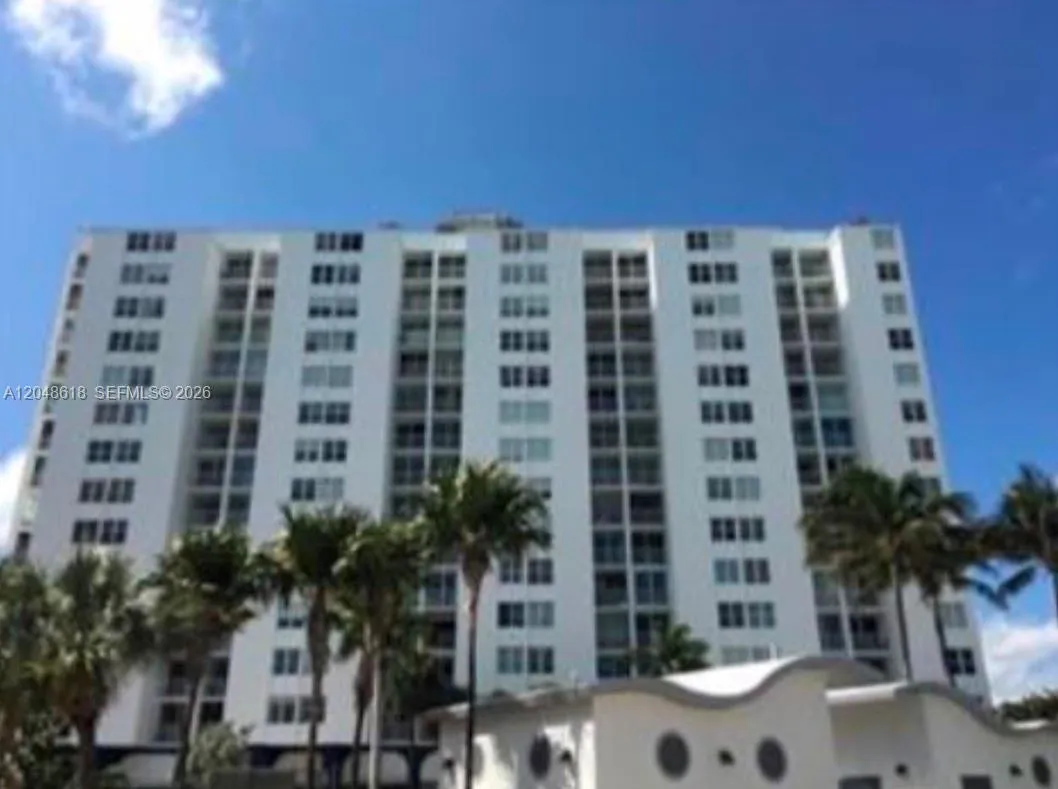 Foto de propiedad en  Miami Beach con MLS# 