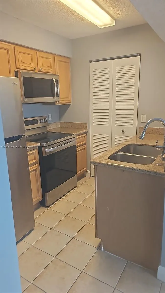 Foto de propiedad en  Pompano Beach con MLS# 