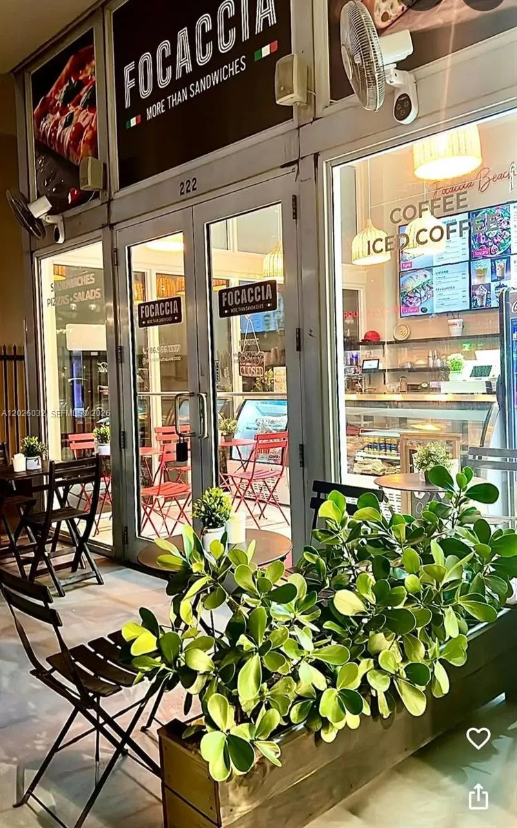 Foto de propiedad en  North Miami Beach con MLS# 