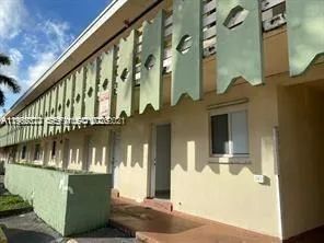 Foto de propiedad en  North Miami Beach con MLS# 