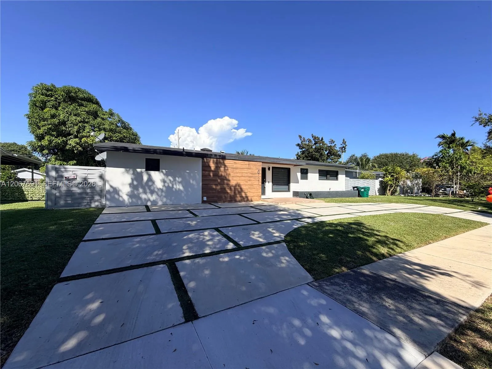 Foto de propiedad en  Cutler Bay con MLS# 