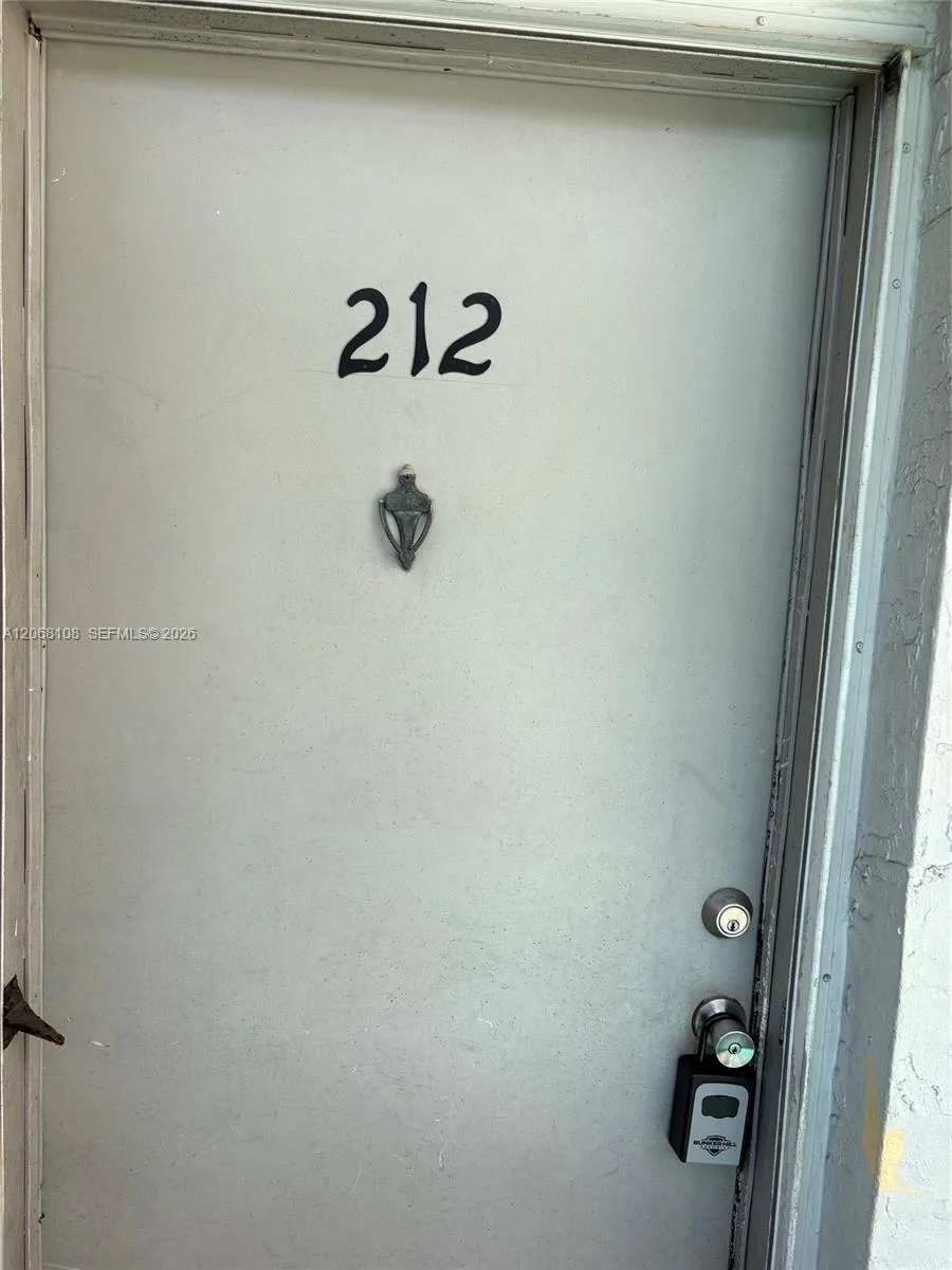 Foto de propiedad en  North Miami Beach con MLS# 