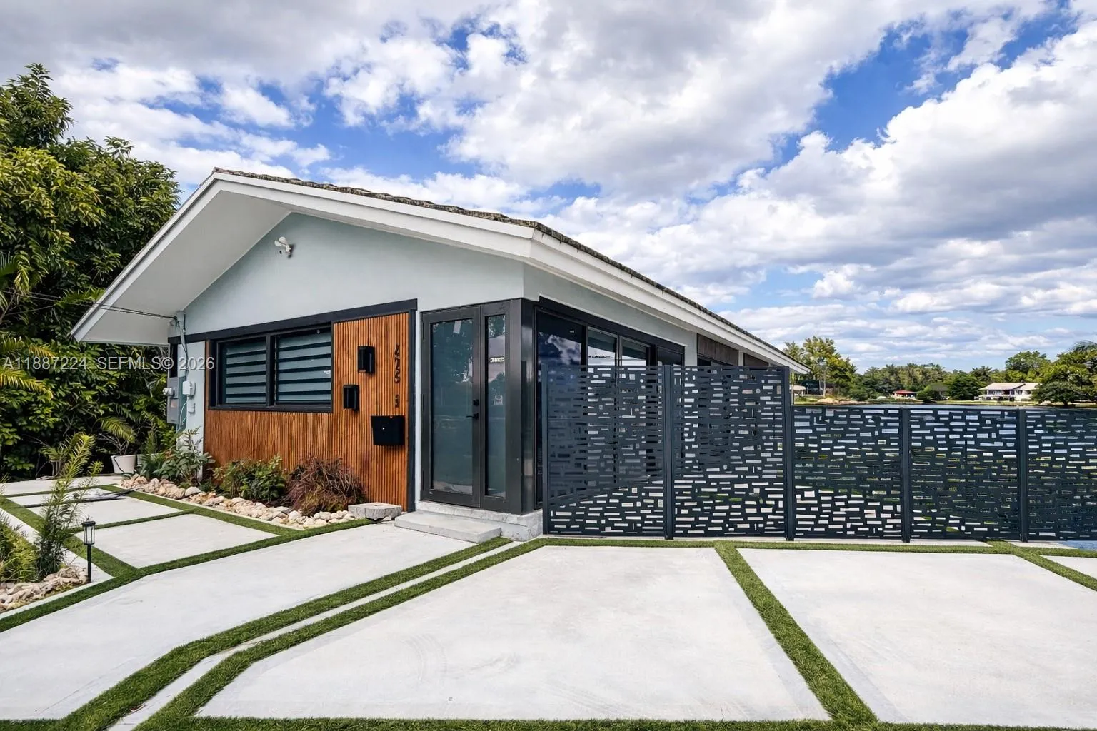 Foto de propiedad en  Miami Shores con MLS# 