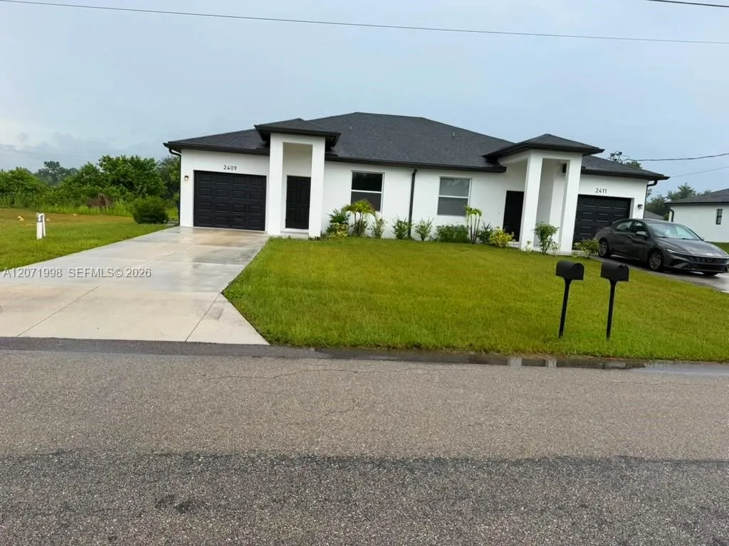 Foto de propiedad en  Lehigh Acres con MLS# 