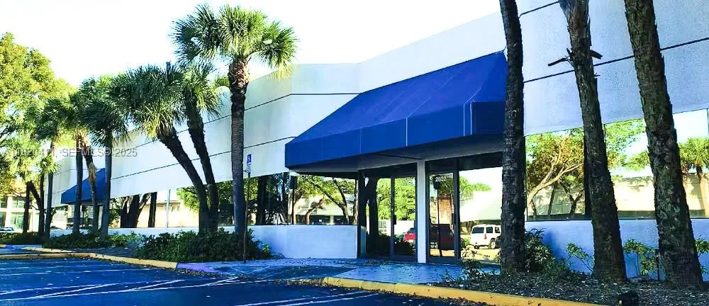 Foto de propiedad en  Doral con MLS# 