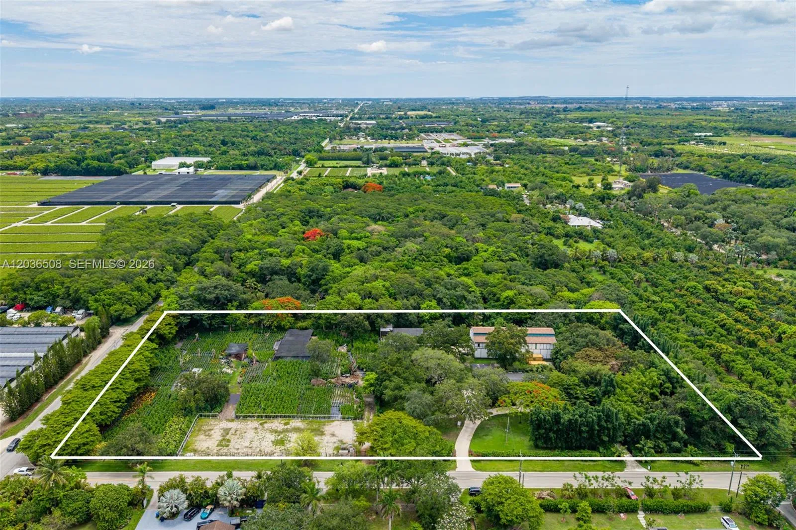 Foto de propiedad en  Homestead con MLS# 
