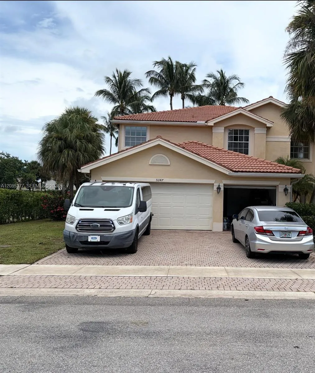 Foto de propiedad en  Greenacres con MLS# 