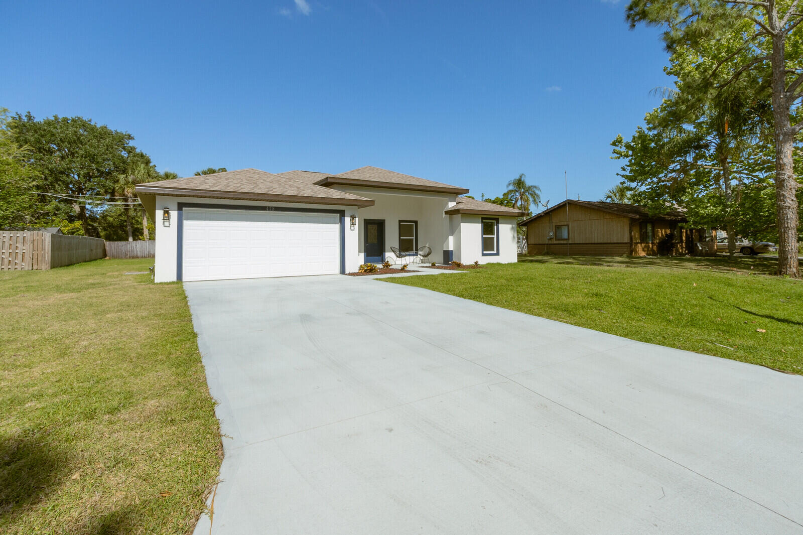Foto de propiedad en 478 Fillmore Avenue NE, Palm Bay, FL 32907 Palm Bay con MLS# 