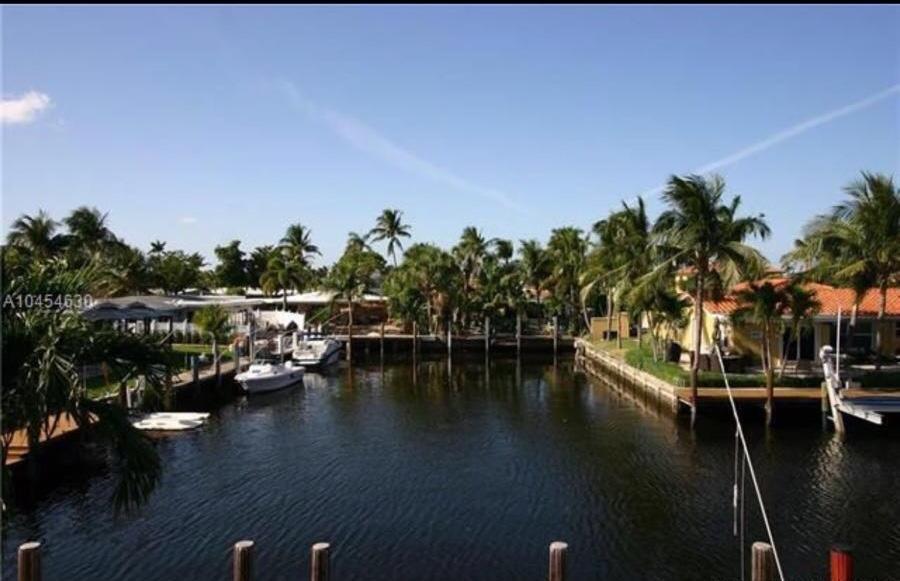En Renta 301 E Mcnab Road 103, Pompano Beach, FL 33060, Pompano Beach, FL 33060