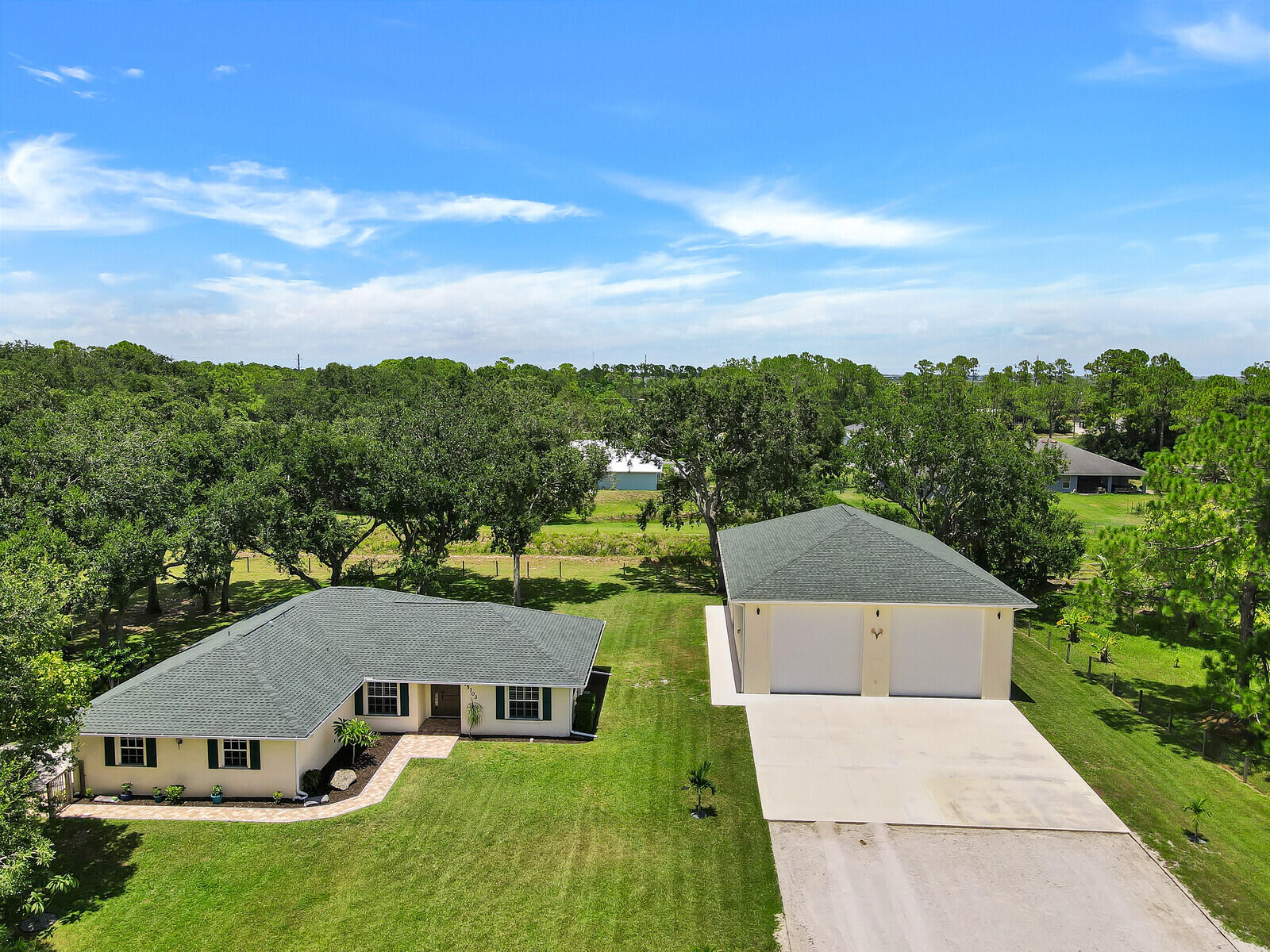 Foto de propiedad en 15703 97th Road N, West Palm Beach, FL 33412 West Palm Beach con MLS# 