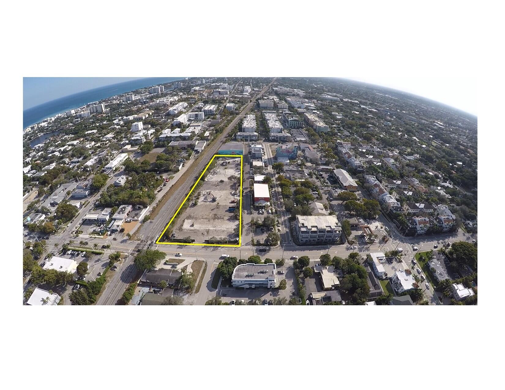 Foto de propiedad en 302-358 NE 4th Street, Delray Beach, FL 33444 Delray Beach con MLS# 