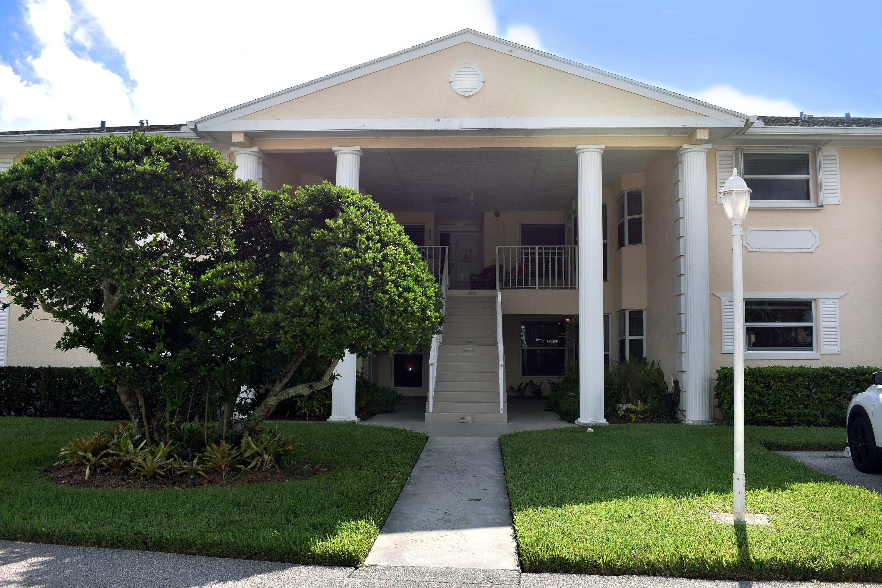 Foto de propiedad en 500 Grove Isle Circle 103, Vero Beach, FL 32962 Vero Beach con MLS# 