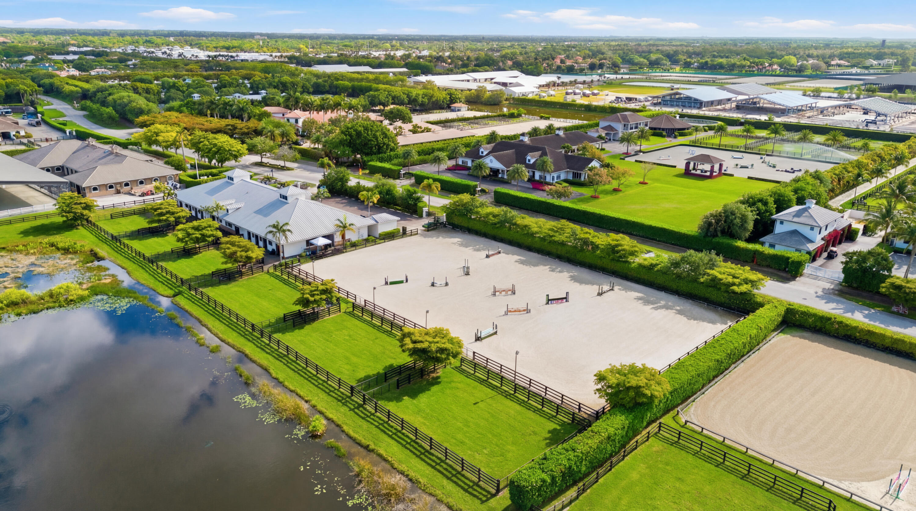 Foto de propiedad en 3601 Grand Prix Farms Drive, Wellington, FL 33414 Wellington con MLS# 