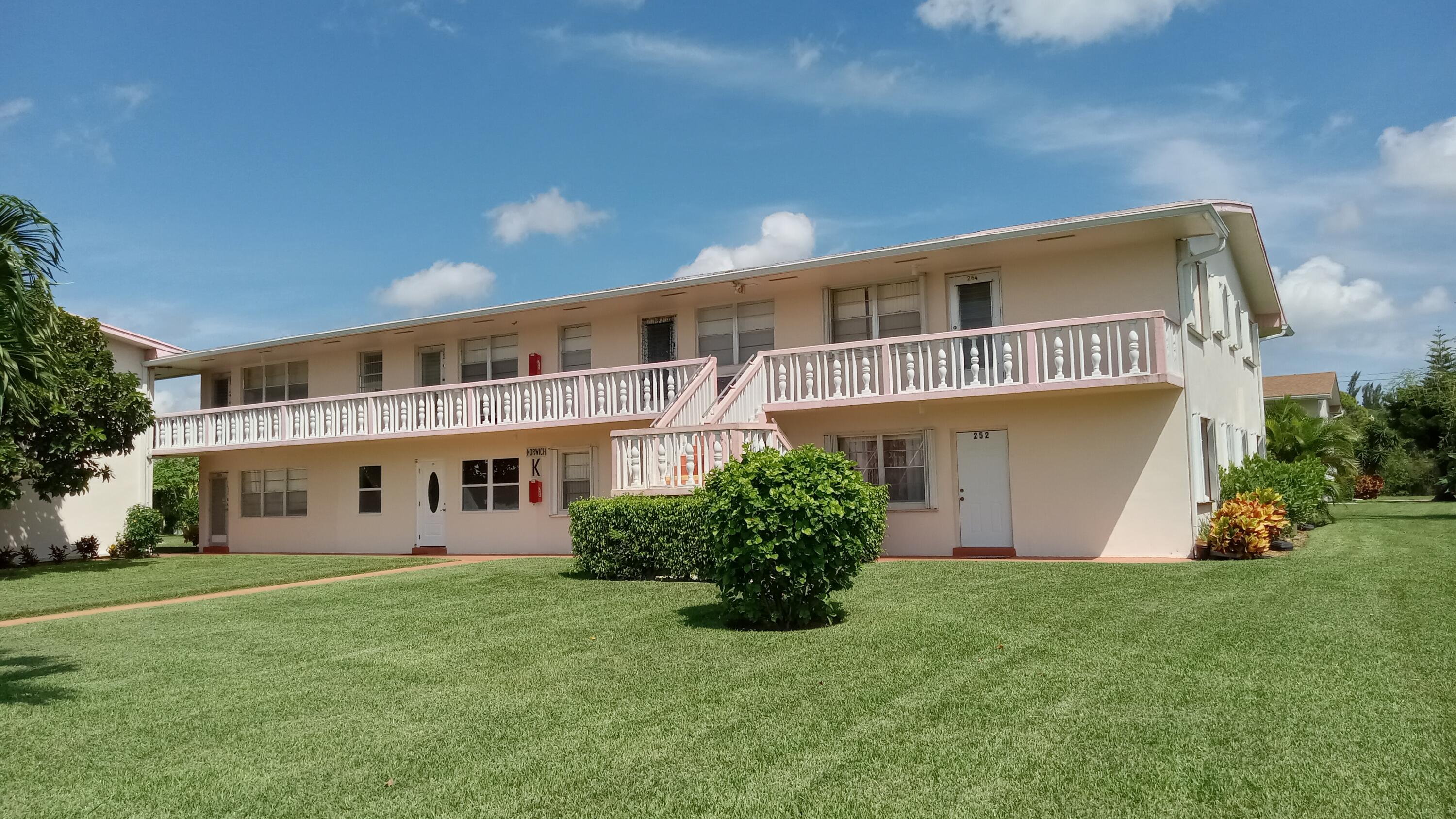 Foto de propiedad en 262 Norwich K 262-K, West Palm Beach, FL 33417 West Palm Beach con MLS# 