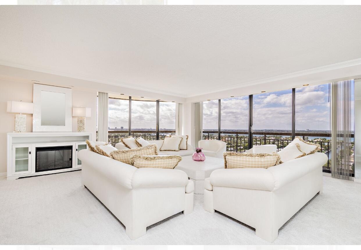 Foto de propiedad en 4100 N Ocean Drive 1704, Singer Island, FL 33404 Singer Island con MLS# 