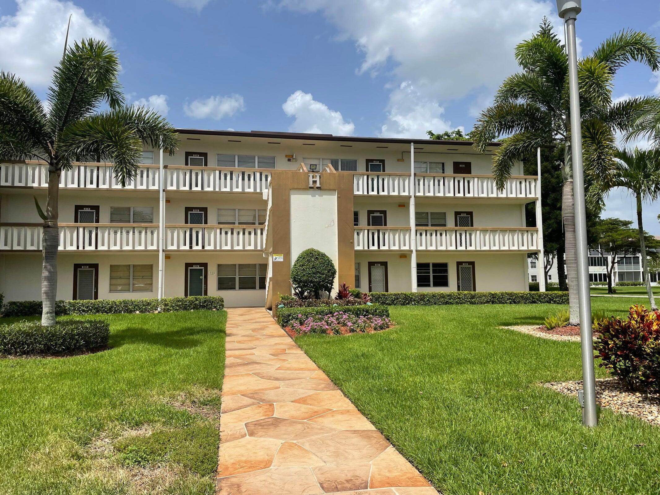 Foto de propiedad en 318 Mansfield H, Boca Raton, FL 33434 Boca Raton con MLS# 