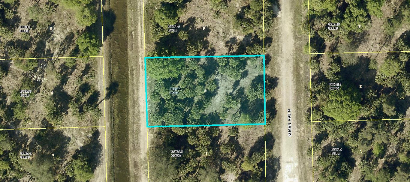 En Venta 5903 Susan Avenue N, Lehigh Acres, FL 33971, Lehigh Acres, FL 33971