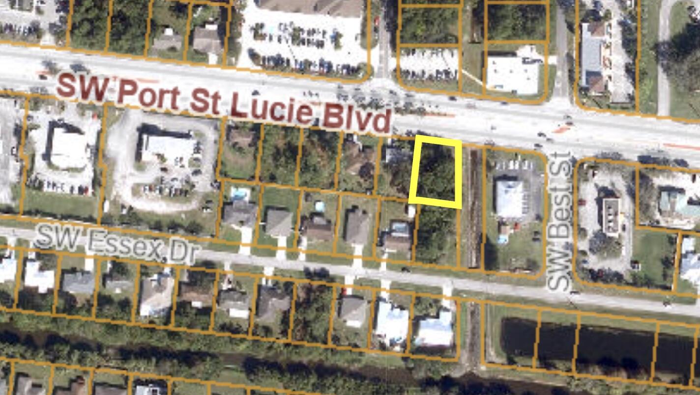 Foto de propiedad en 142 SW Port St Lucie Street, Port St. Lucie, FL 34984 Port St. Lucie con MLS# 