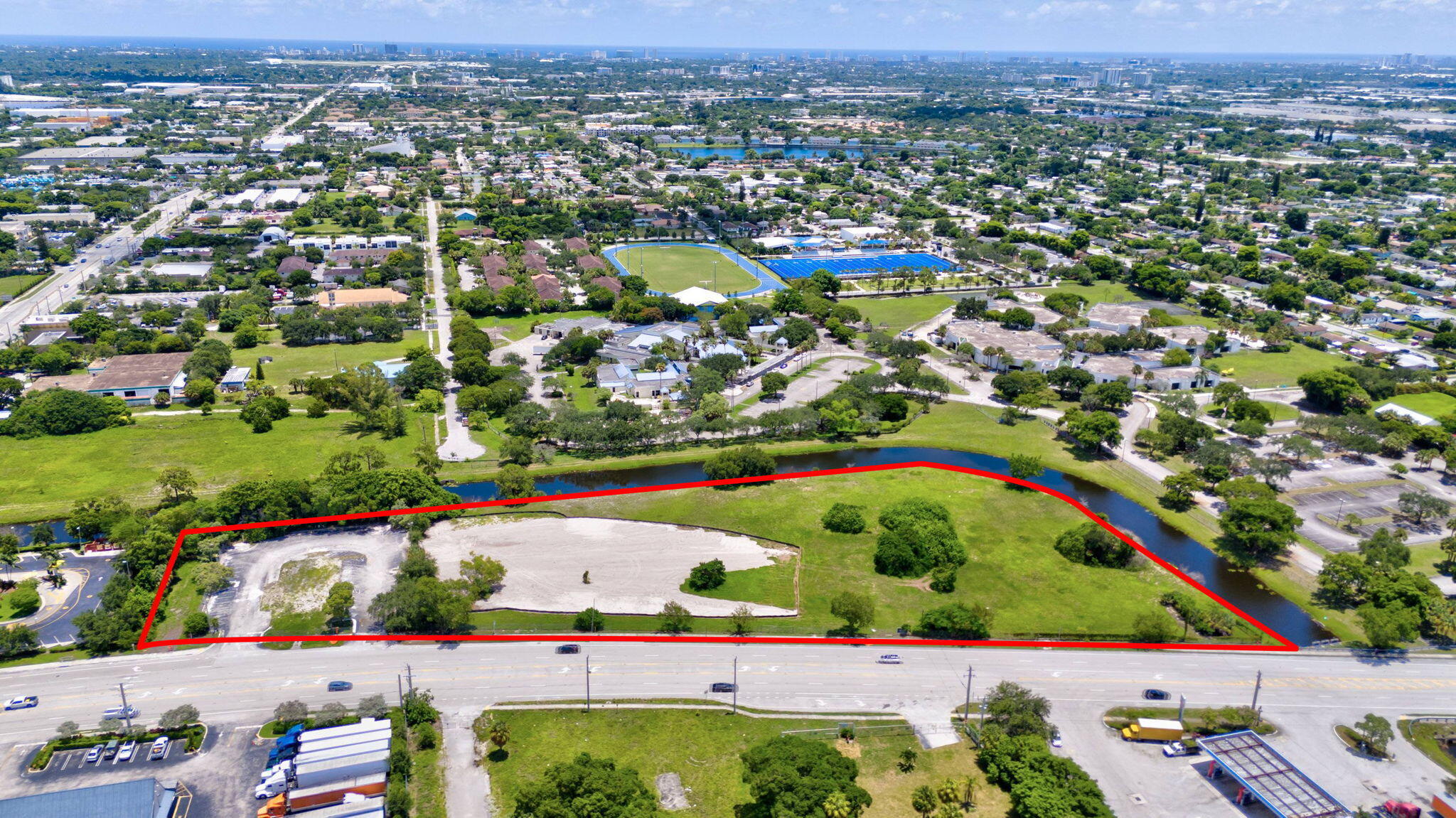 Foto de propiedad en 1350 NW 31 Avenue, Pompano Beach, FL 33069 Pompano Beach con MLS# 