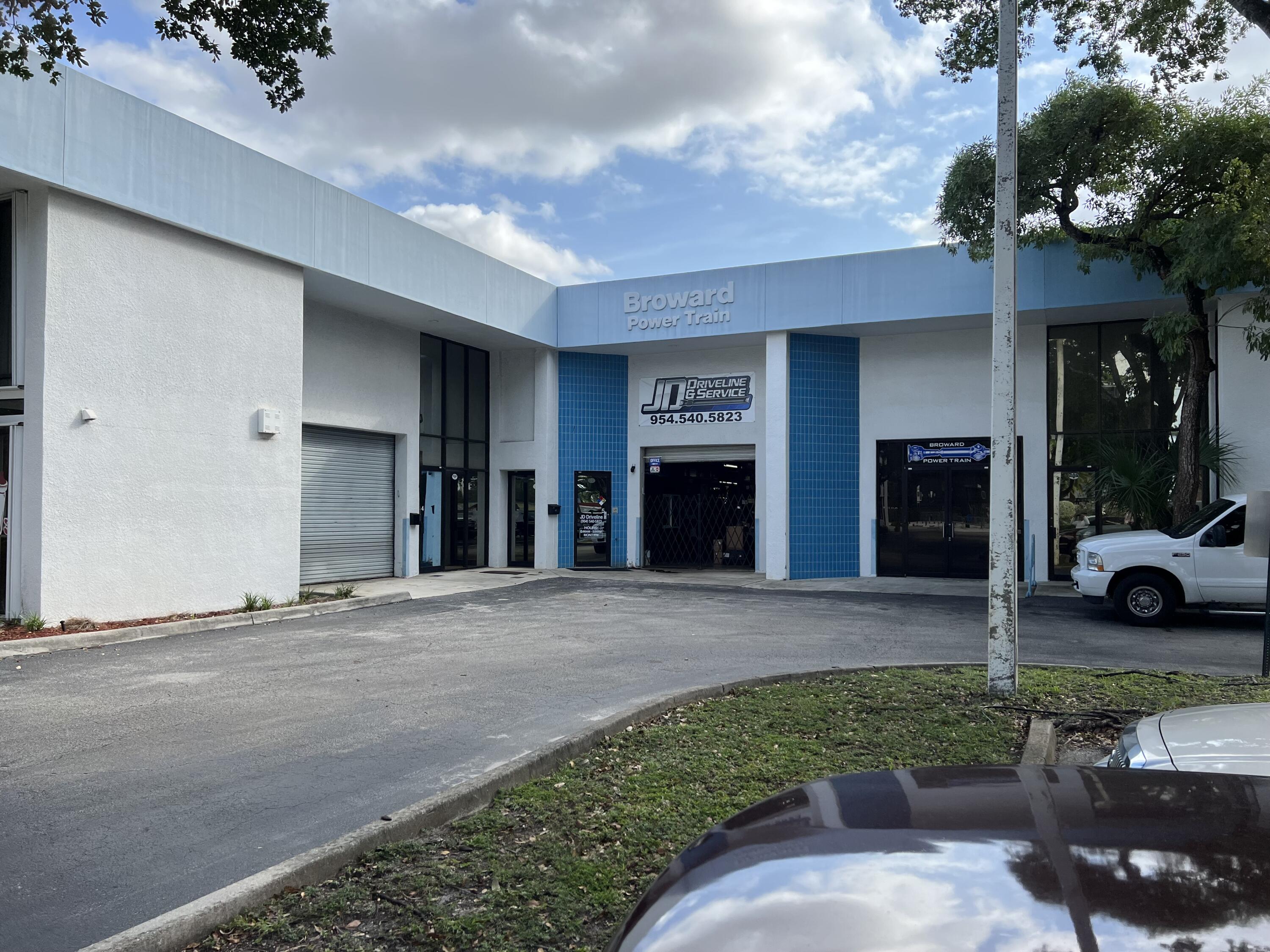 En Venta 5300 NW 12th Avenue 5-11, Fort Lauderdale, FL 33309, Fort Lauderdale, FL 33309
