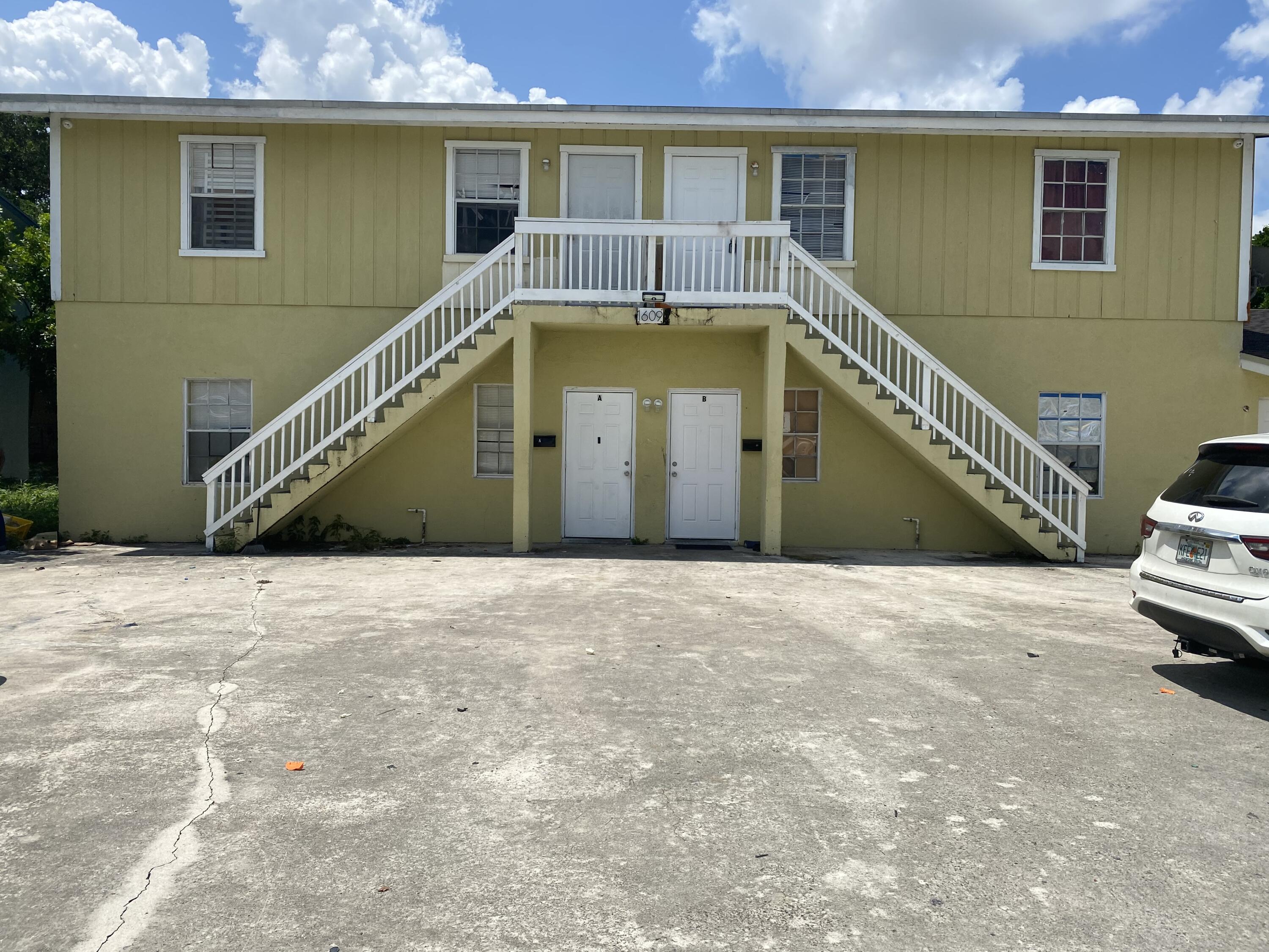 Foto de propiedad en 1609 W 28th A Street A, Riviera Beach, FL 33404 Riviera Beach con MLS# 