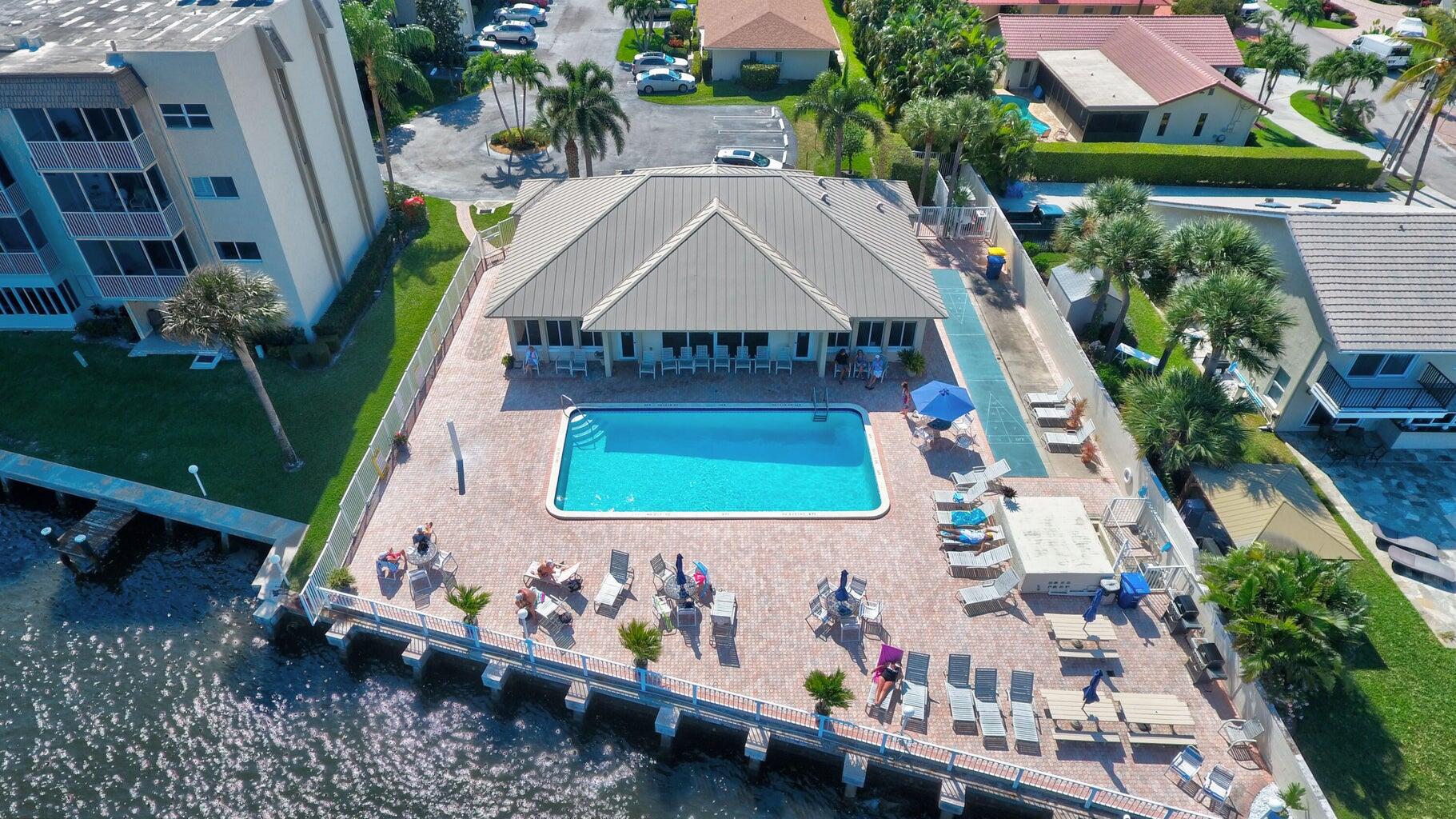 Foto de propiedad en 640 Snug Harbor Drive F6, Boynton Beach, FL 33435 Boynton Beach con MLS# 