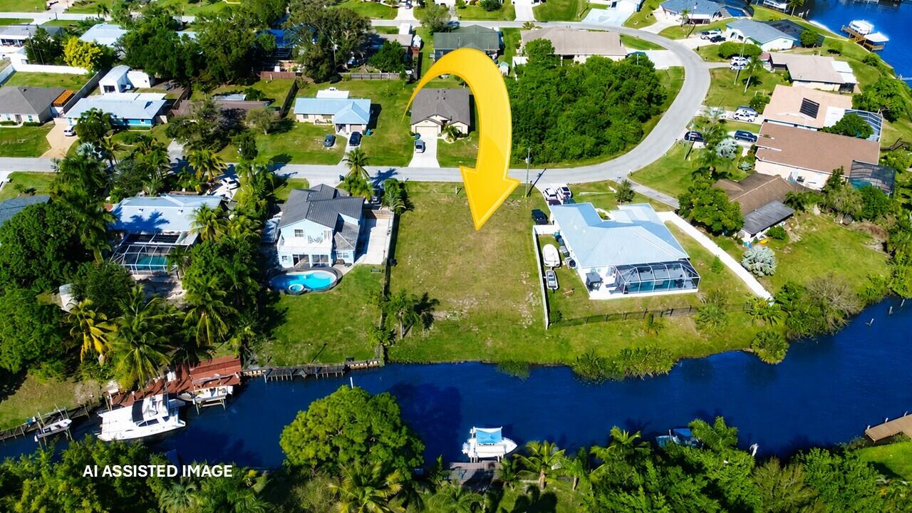 Foto de propiedad en 178 NE Dominican Terrace, Port St. Lucie, FL 34983 Port St. Lucie con MLS# 