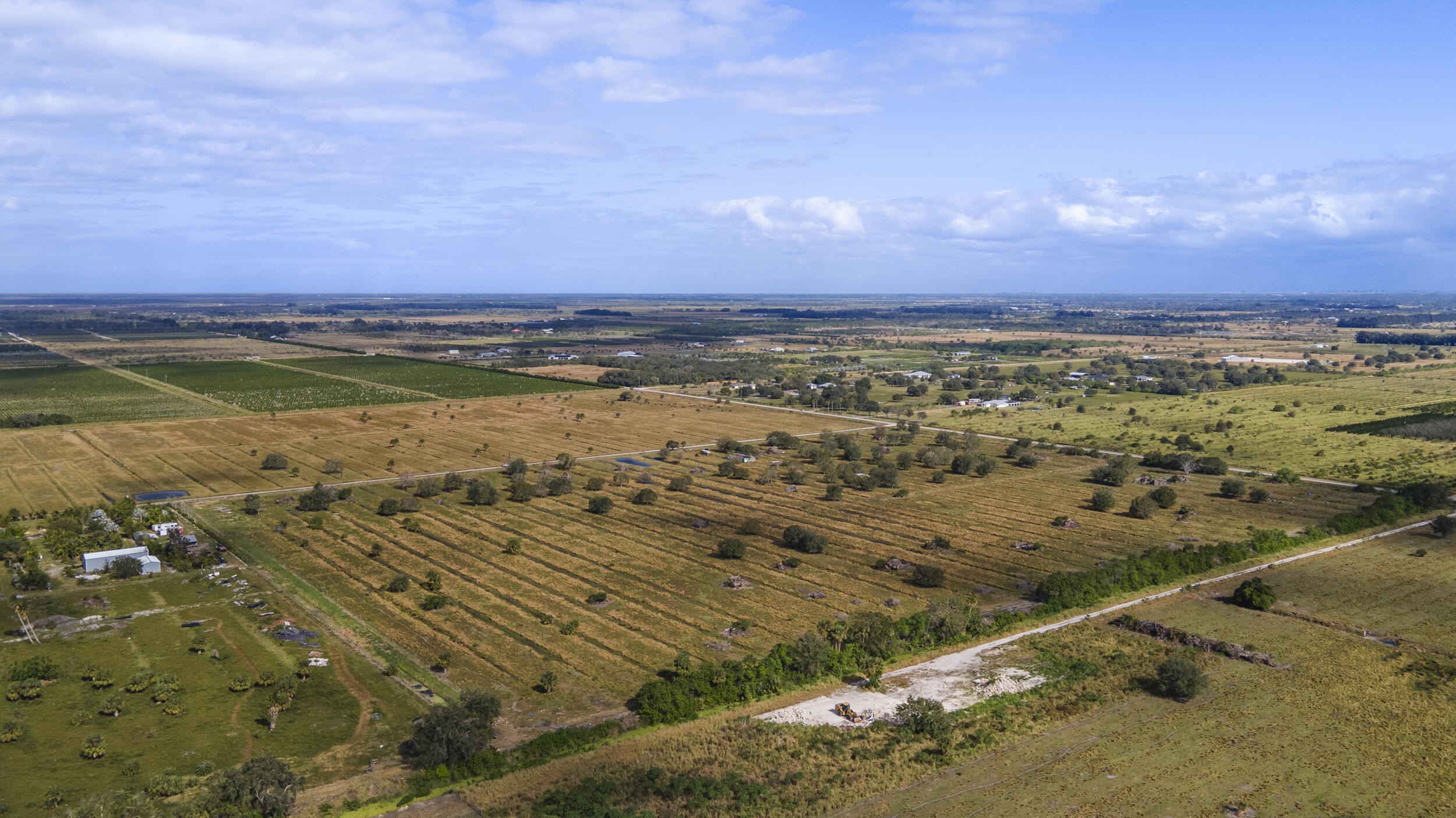 Foto de propiedad en 2321 Sneed Road, Fort Pierce, FL 34945 Fort Pierce con MLS# 