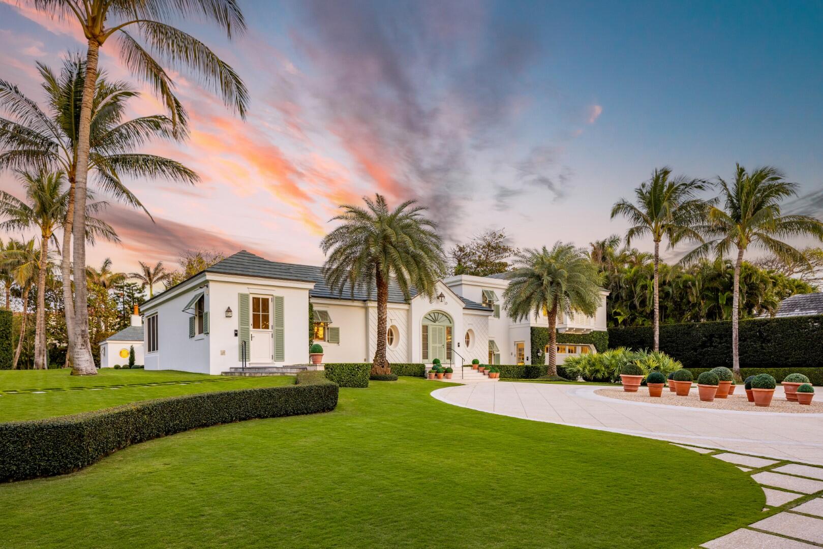 Foto de propiedad en 710 S County Road, Palm Beach, FL 33480 Palm Beach con MLS# 